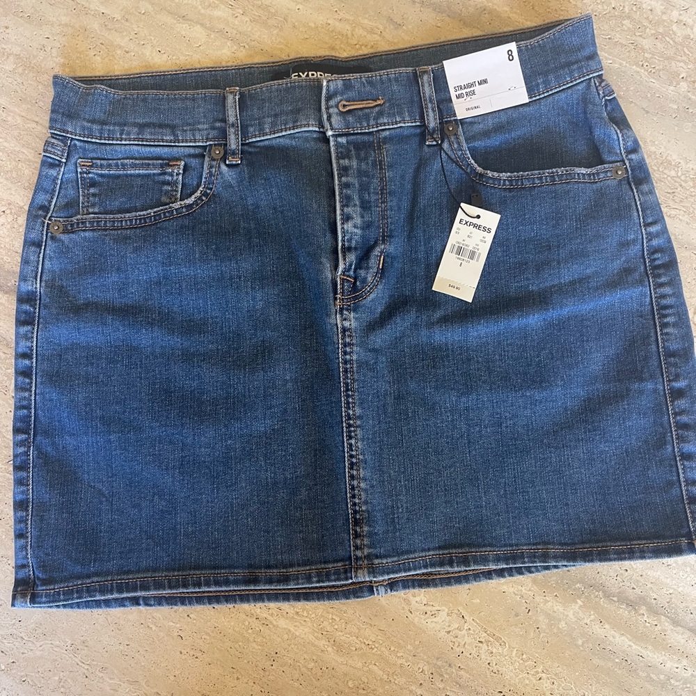 NWT Express straight Mini High Rise Skirt